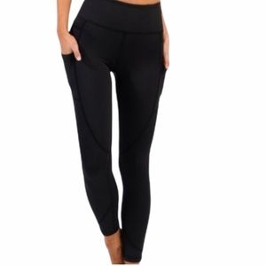 Zyia Active Black 7/8 high rise Leggings with side phone pockets
